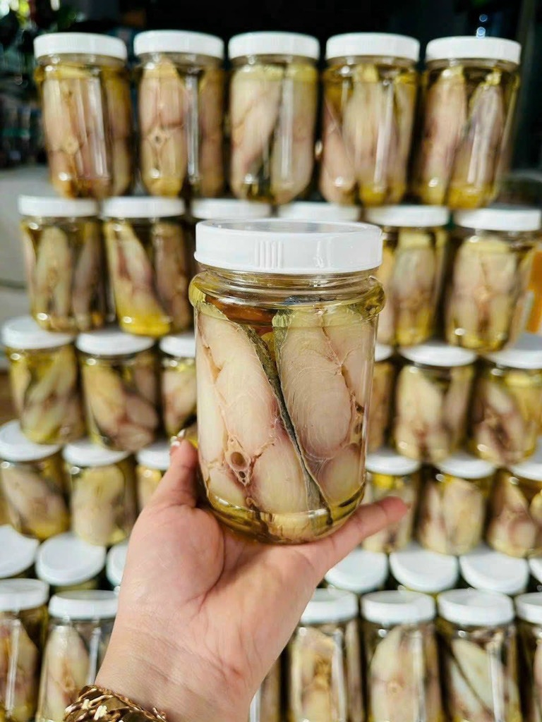 Mắm Cá Thu Ngâm Dầu Hủ 500Gr