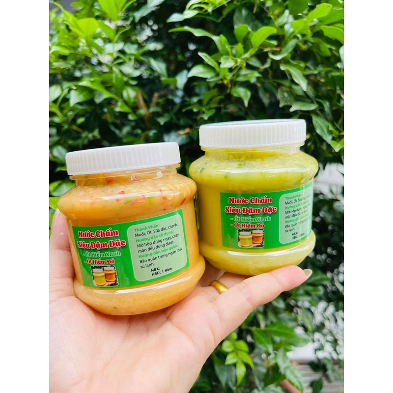 Set 2 Hủ Nước Chấm Hải Sản Muối Ớt Xanh Và Đỏ 900g